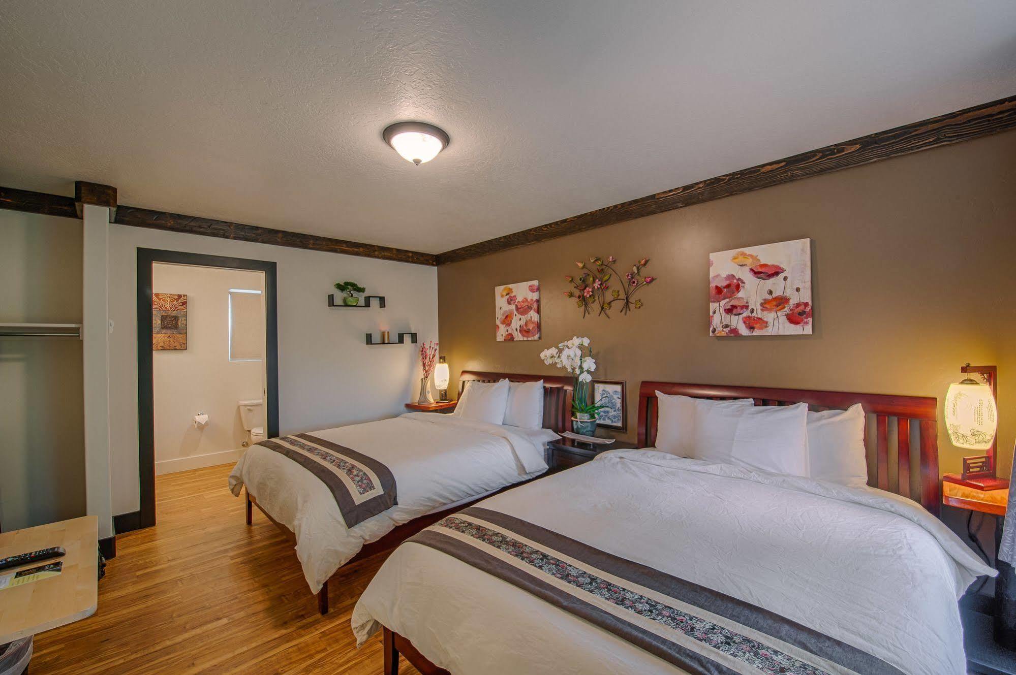 Tao'S Inn West Yellowstone Exterior foto